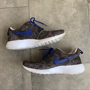 Nike ID custom pony hair and navy running shoes 8